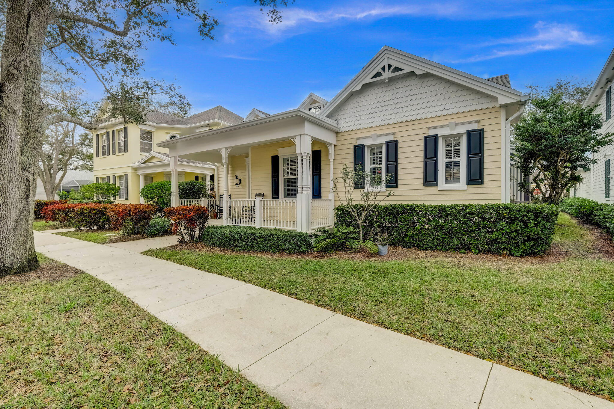 303 Sweet Bay Circle