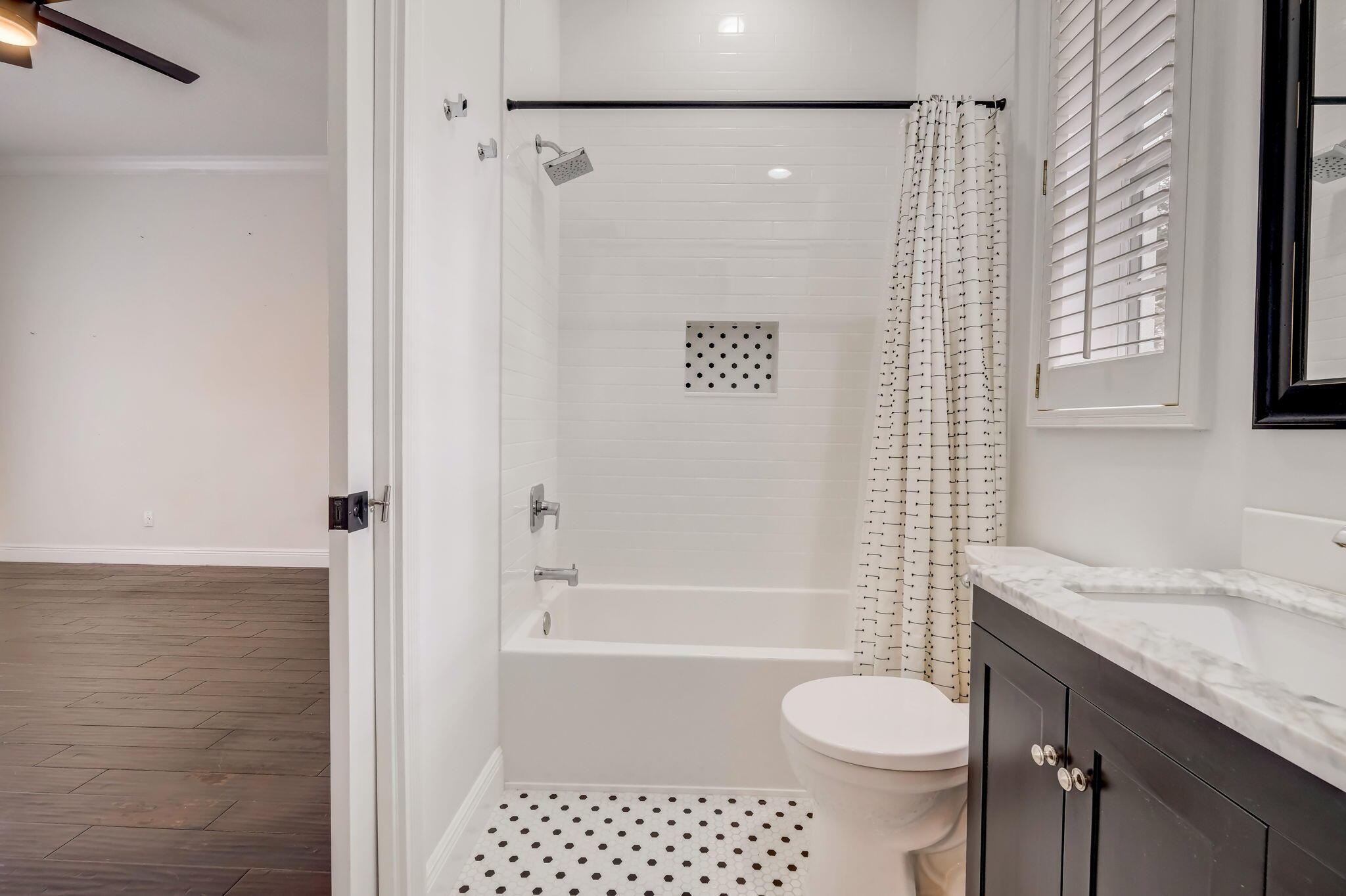 303 Sweet Bay Circle