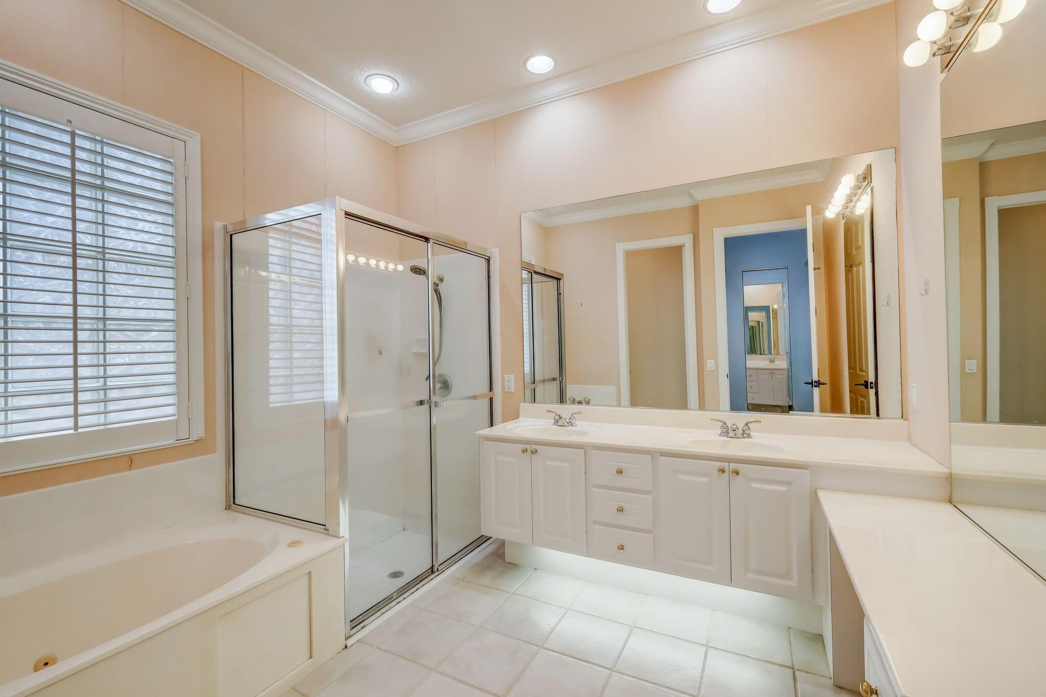 303 Sweet Bay Circle