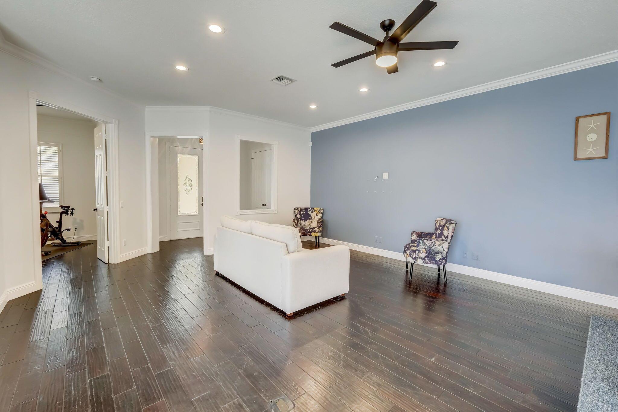 303 Sweet Bay Circle