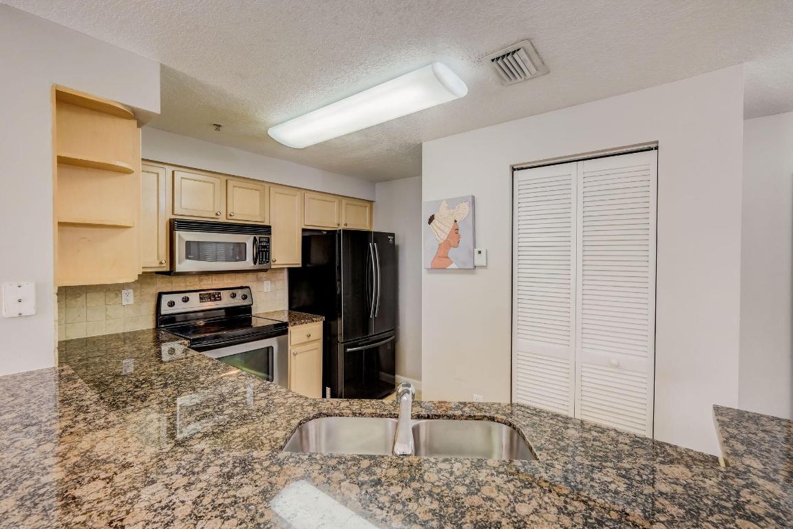 245 Murcia Drive 203