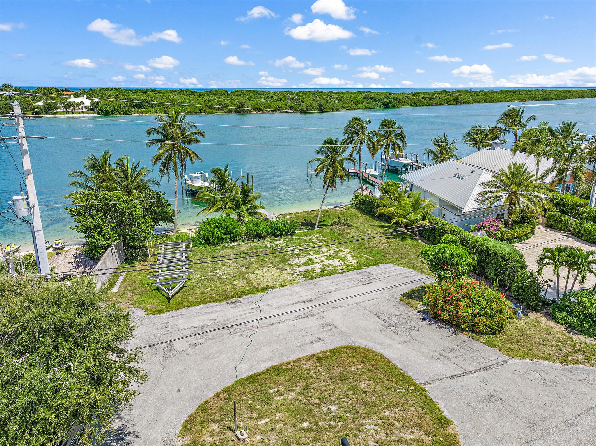 18001 SE Federal Highway