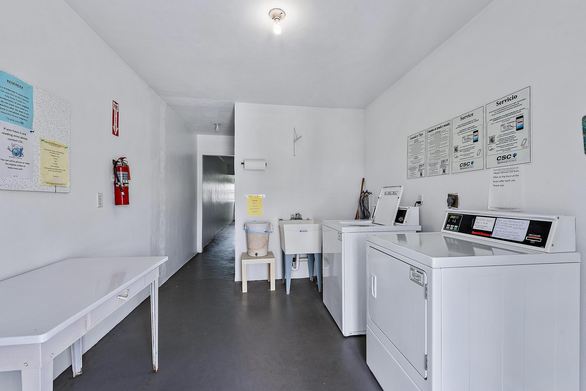 4 Westwood Ave, #204h