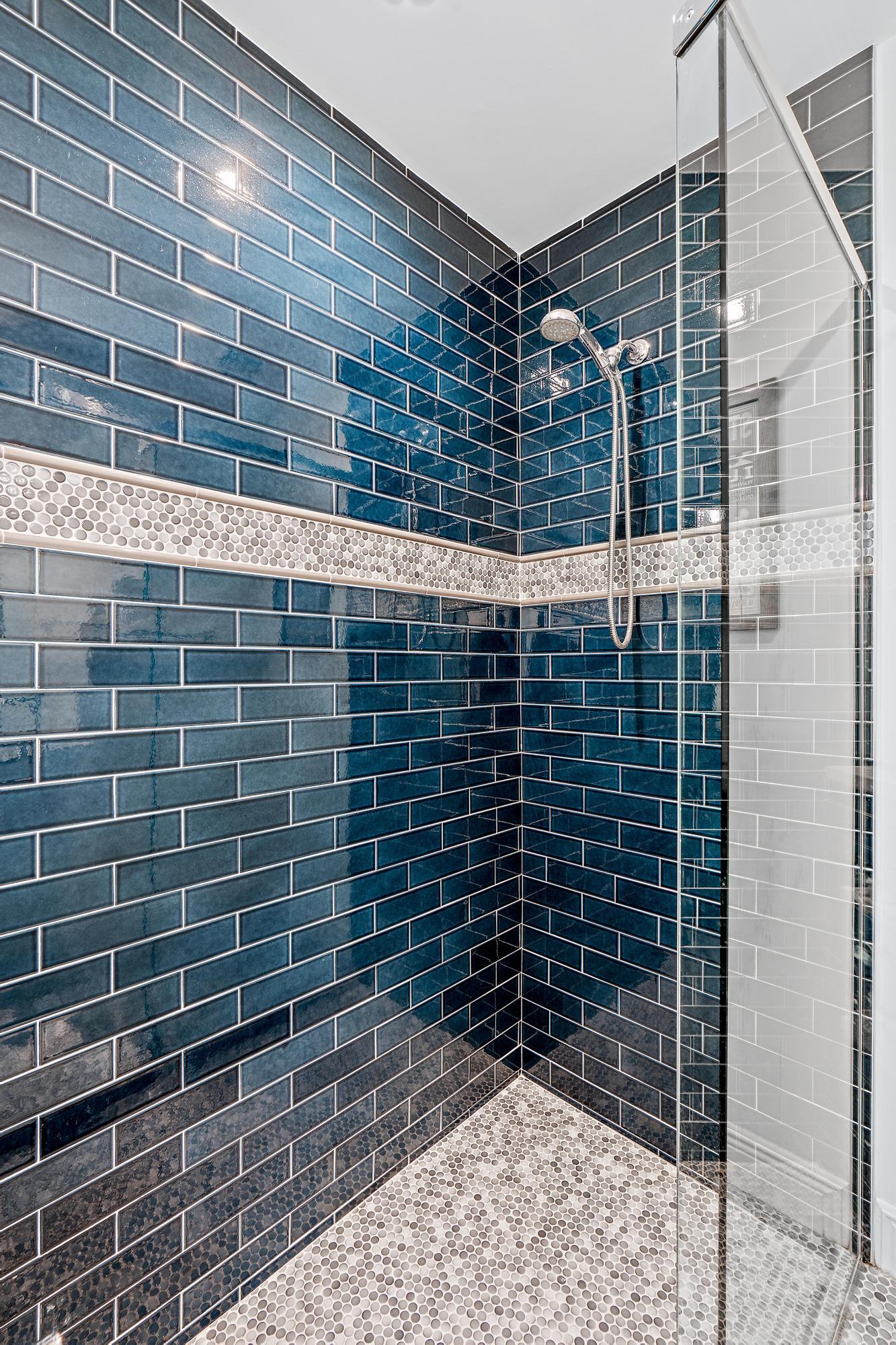 1104 Country Club Circle