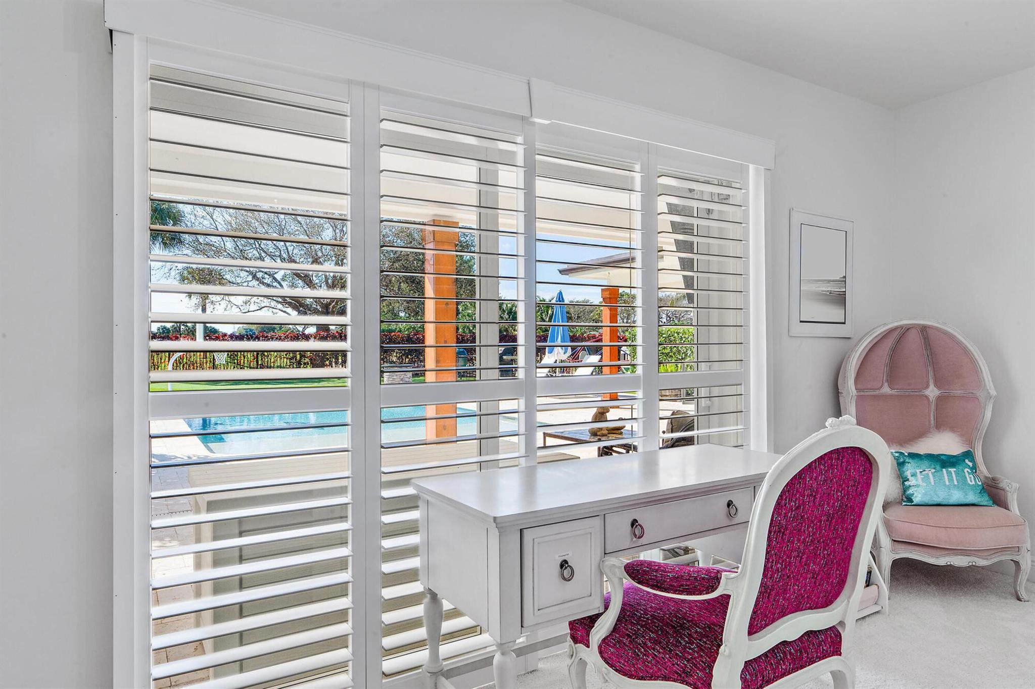 1104 Country Club Circle