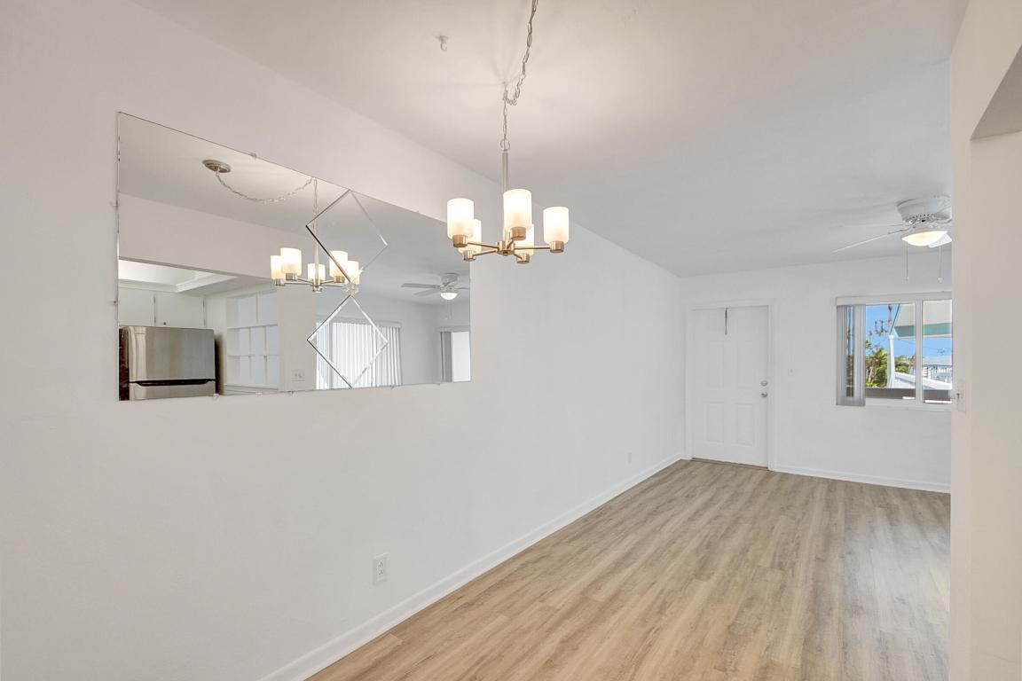 2290 Sunset Avenue 18