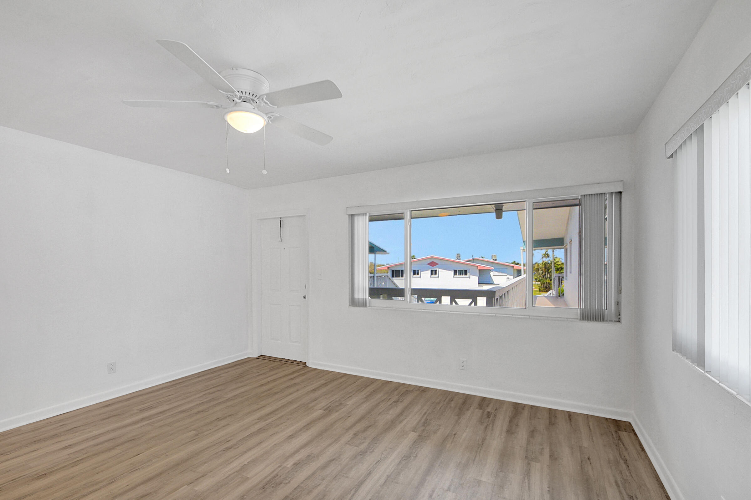 2290 Sunset Avenue 18