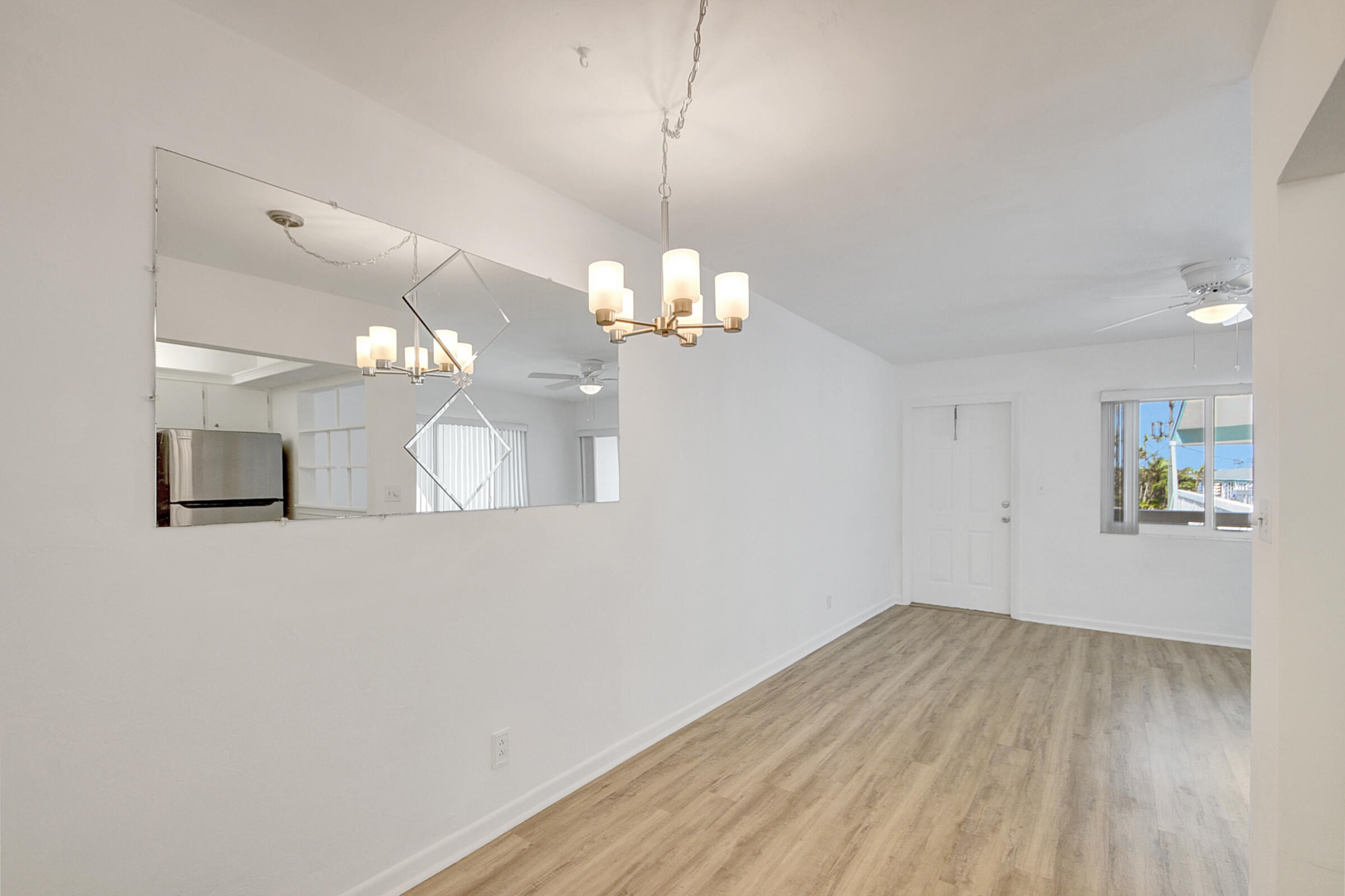 2290 Sunset Avenue 18