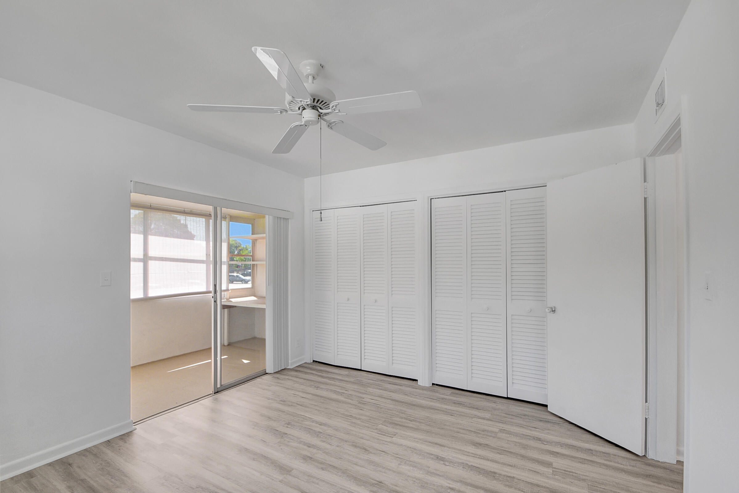 2290 Sunset Avenue 18