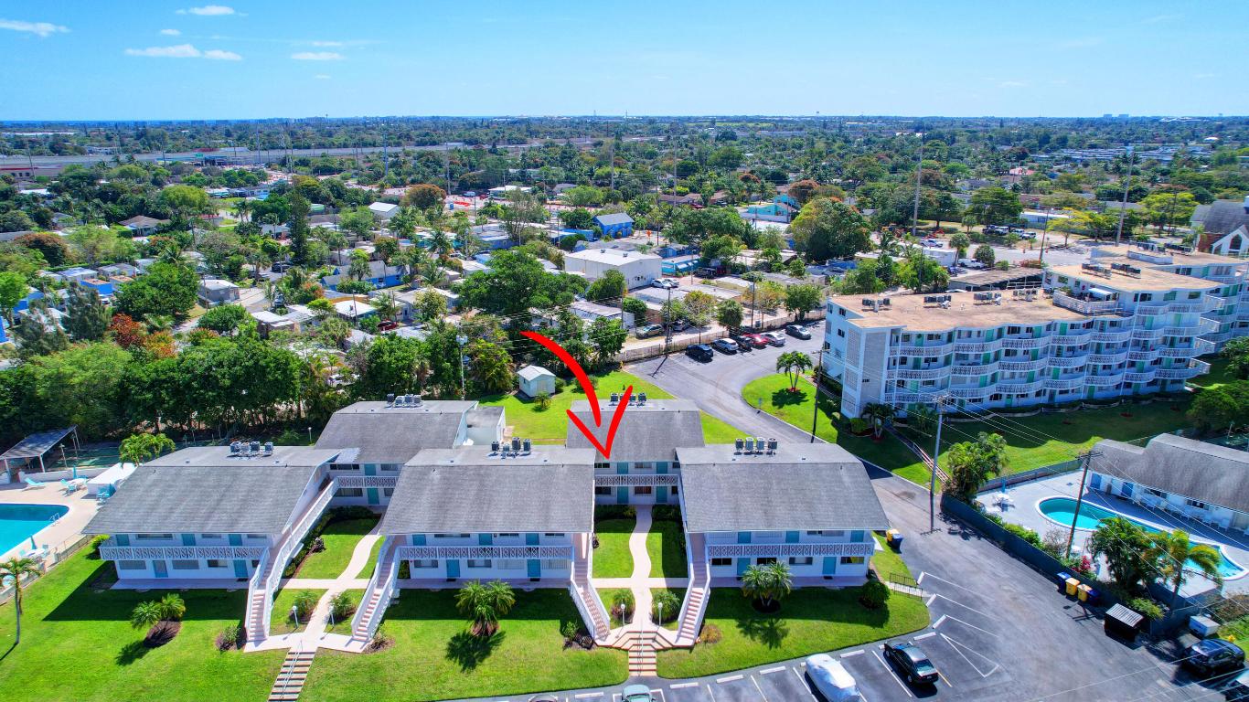 2290 Sunset Avenue 18