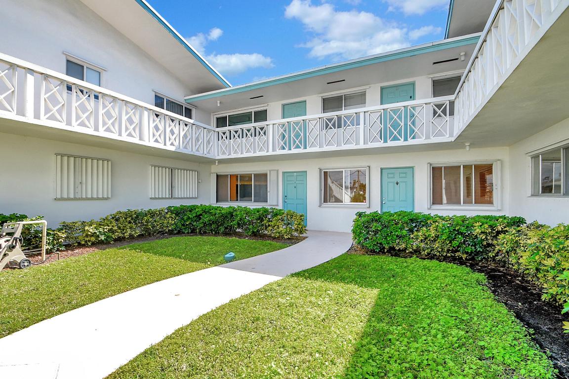 2290 Sunset Avenue 18