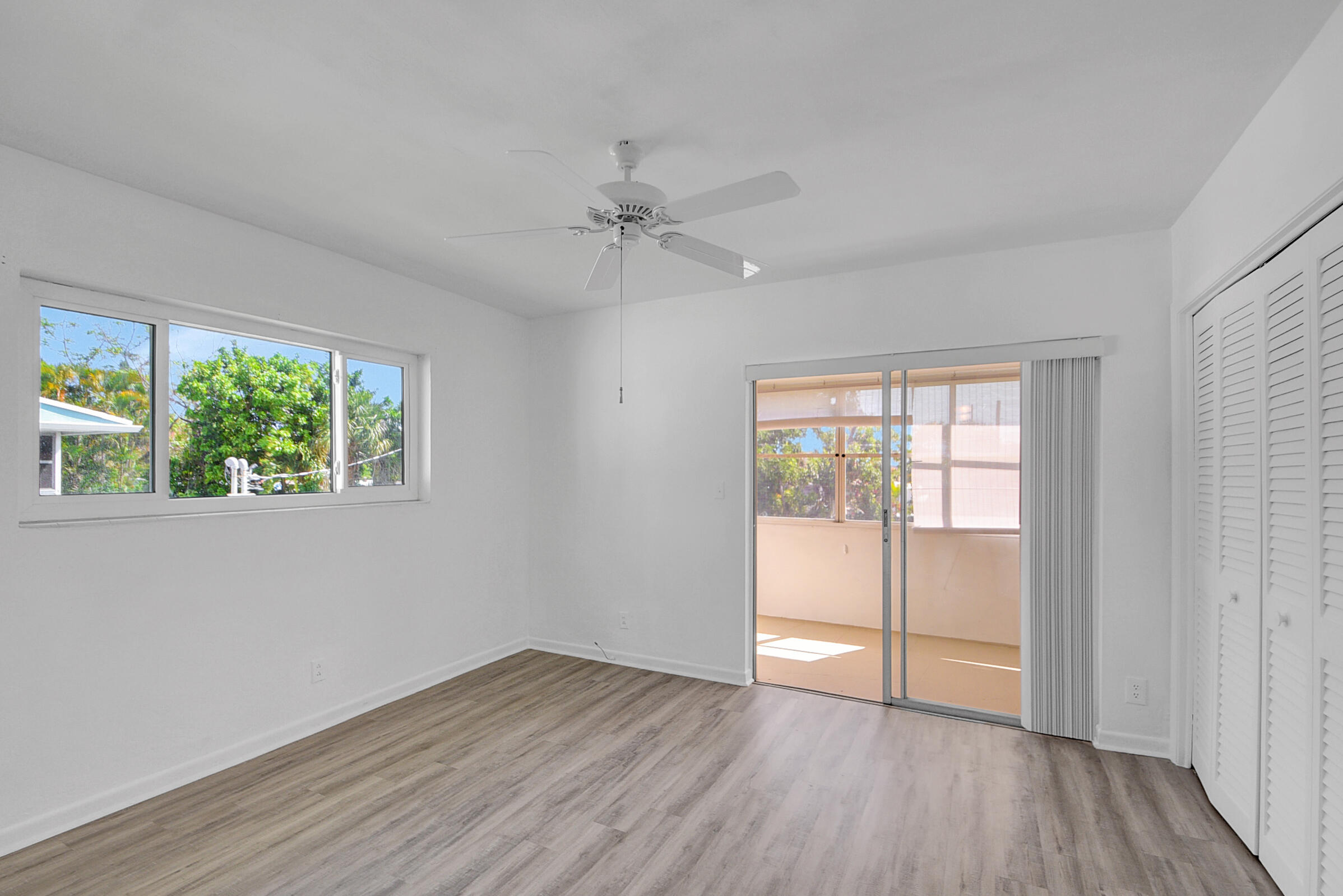 2290 Sunset Avenue 18