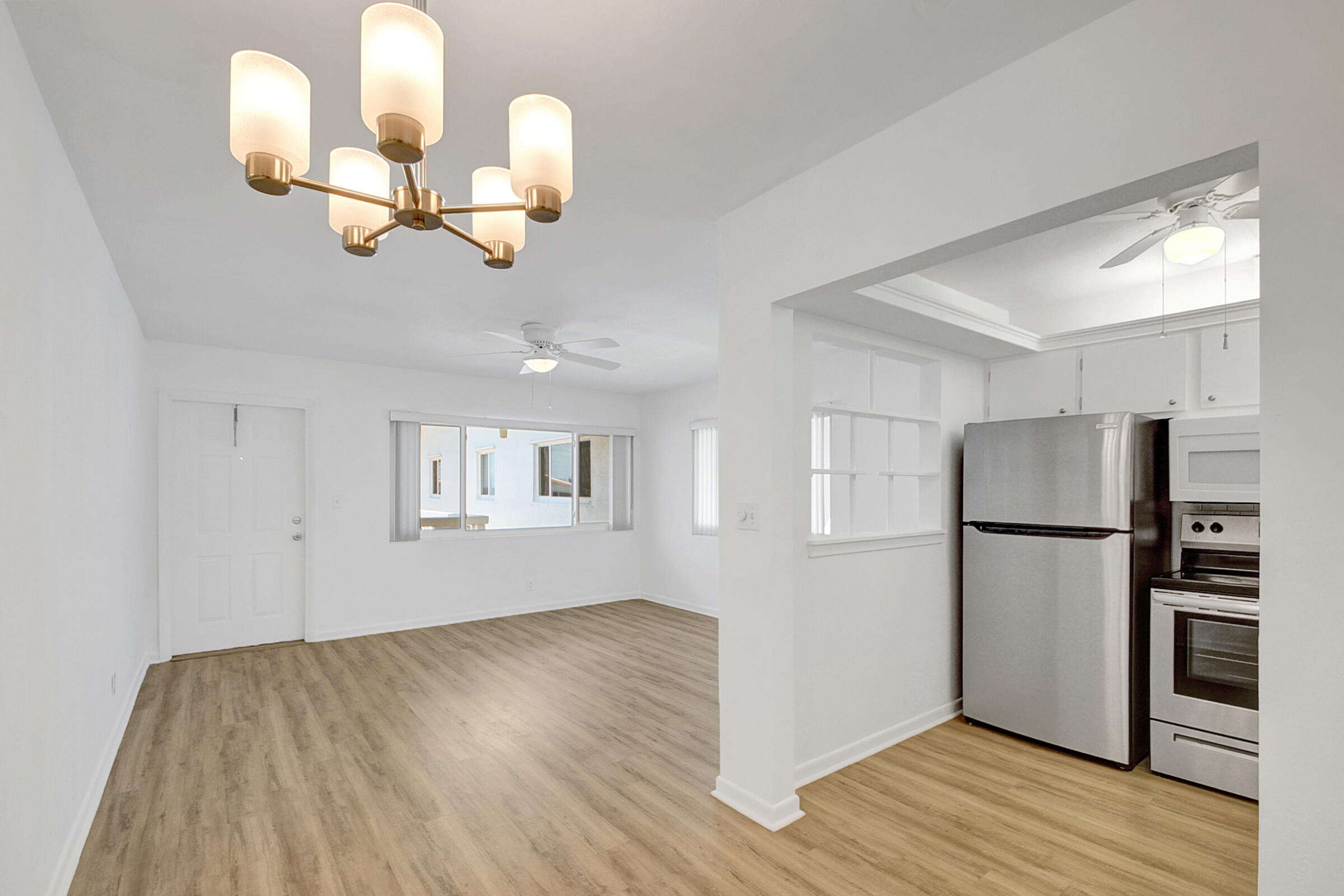 2290 Sunset Avenue 18