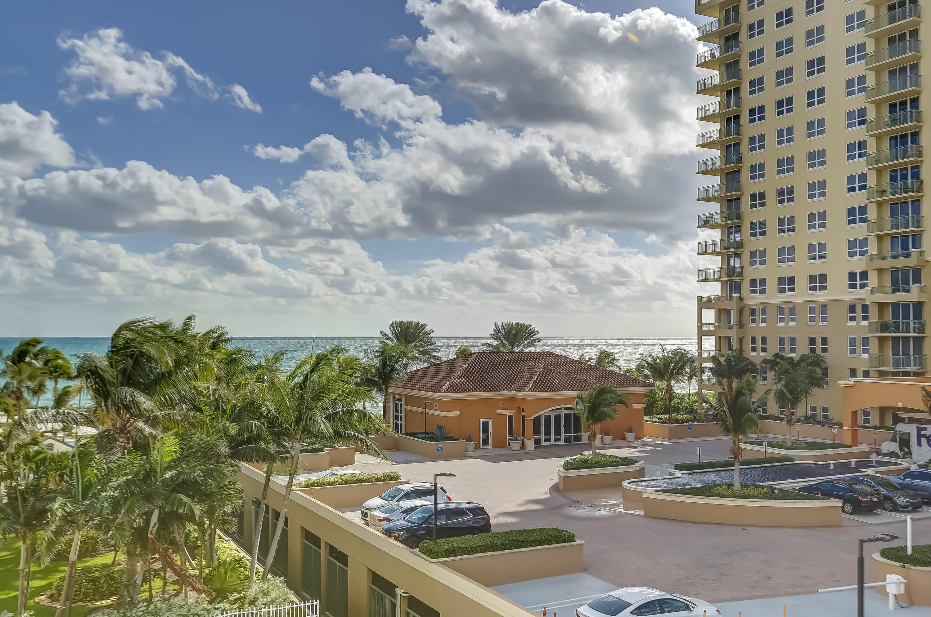2030 S Ocean Drive 310