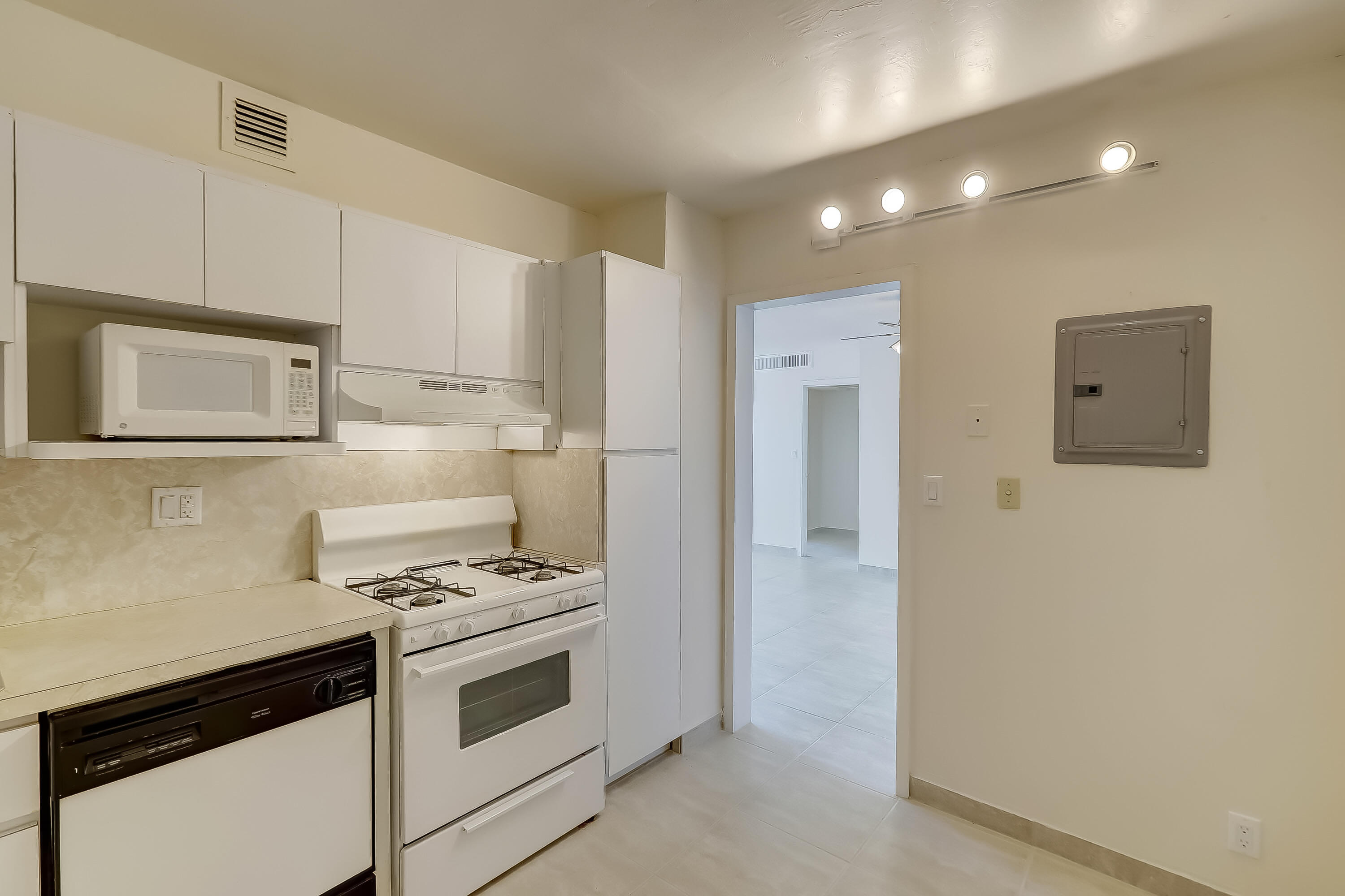 2030 S Ocean Drive 310