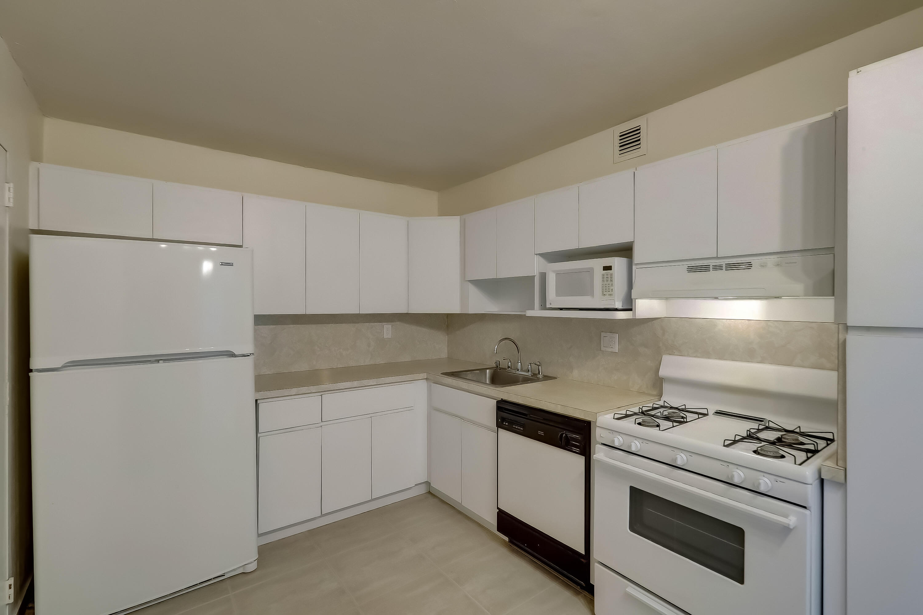 2030 S Ocean Drive 310