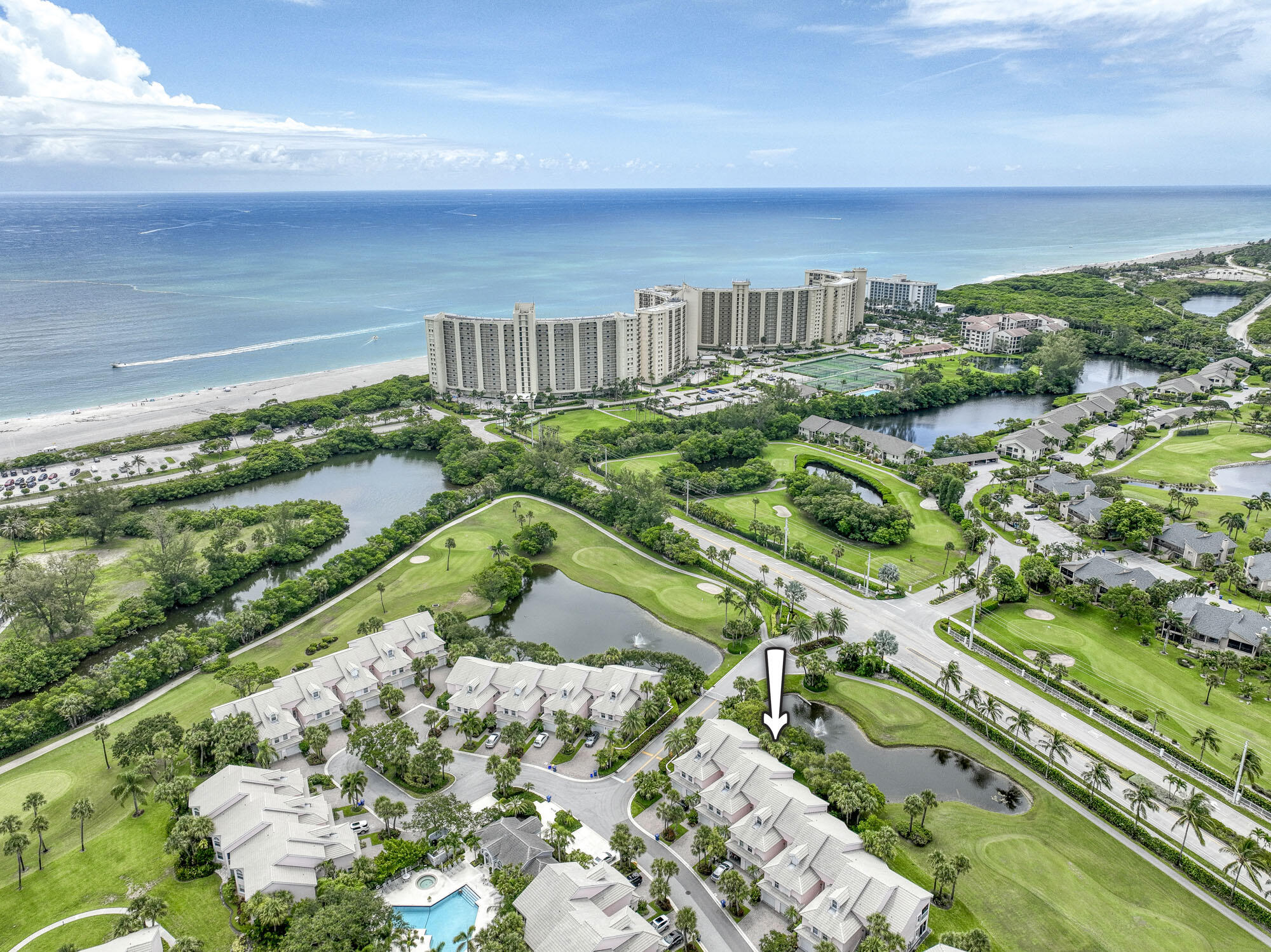 2403 Fairway Drive N