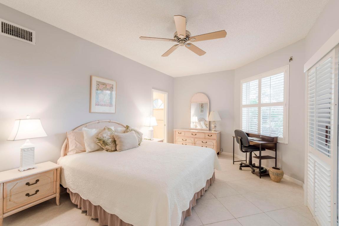 2403 Fairway Drive N