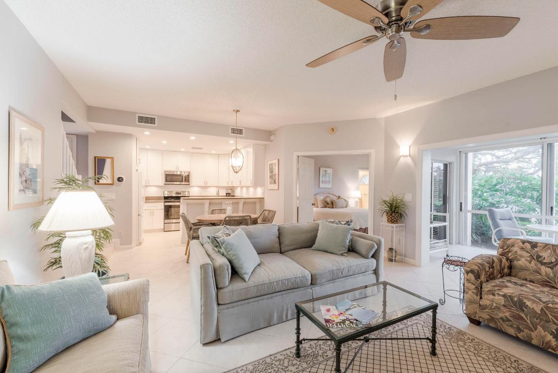 2403 Fairway Drive N