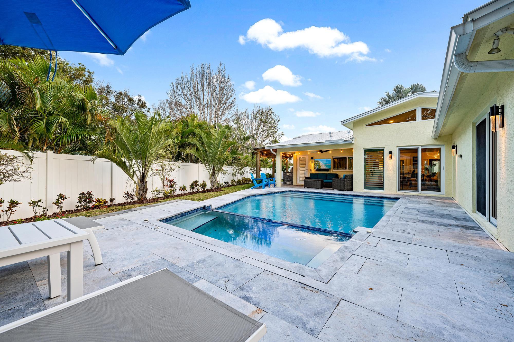 52 Azalea Circle
