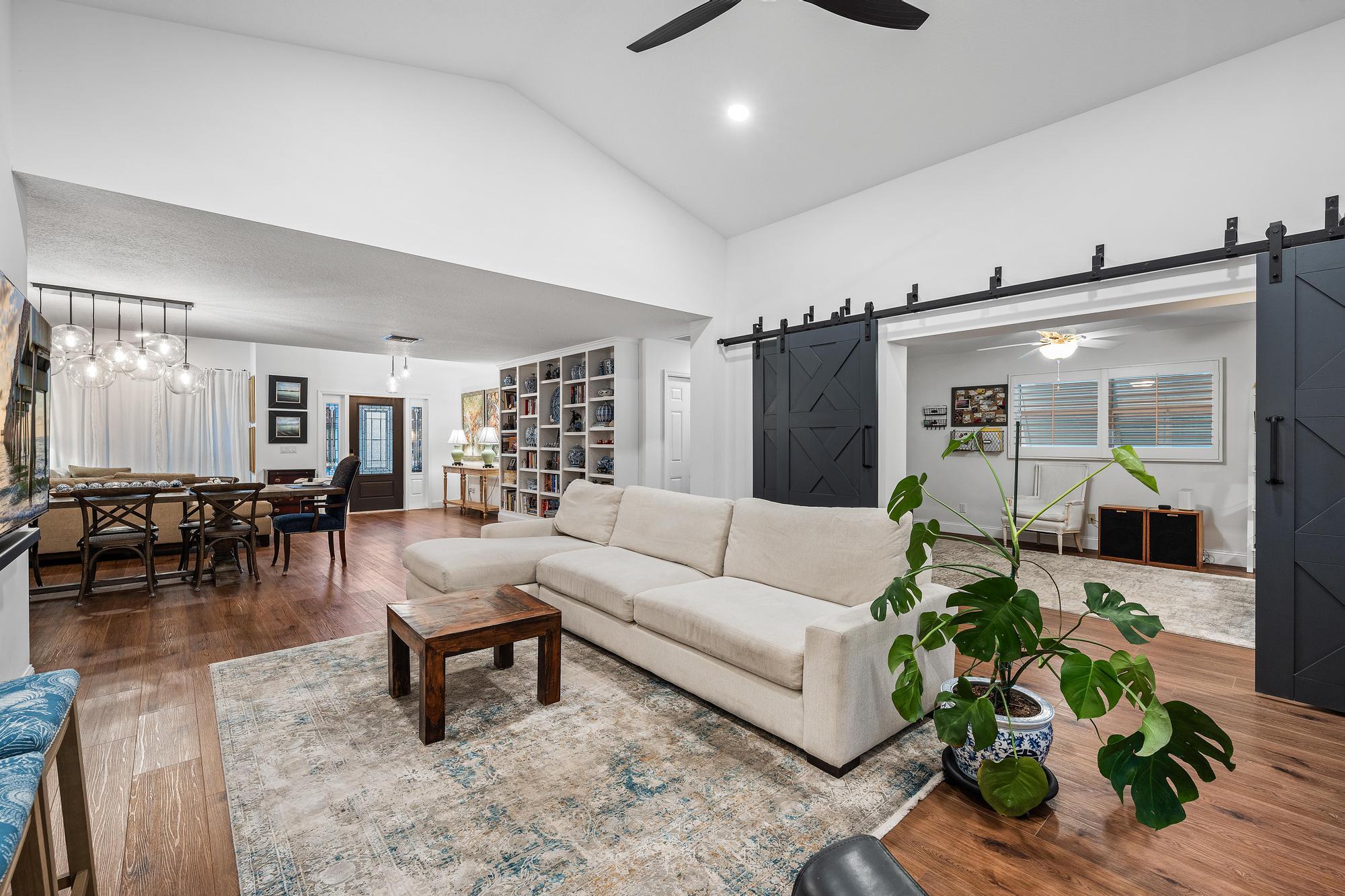 52 Azalea Circle