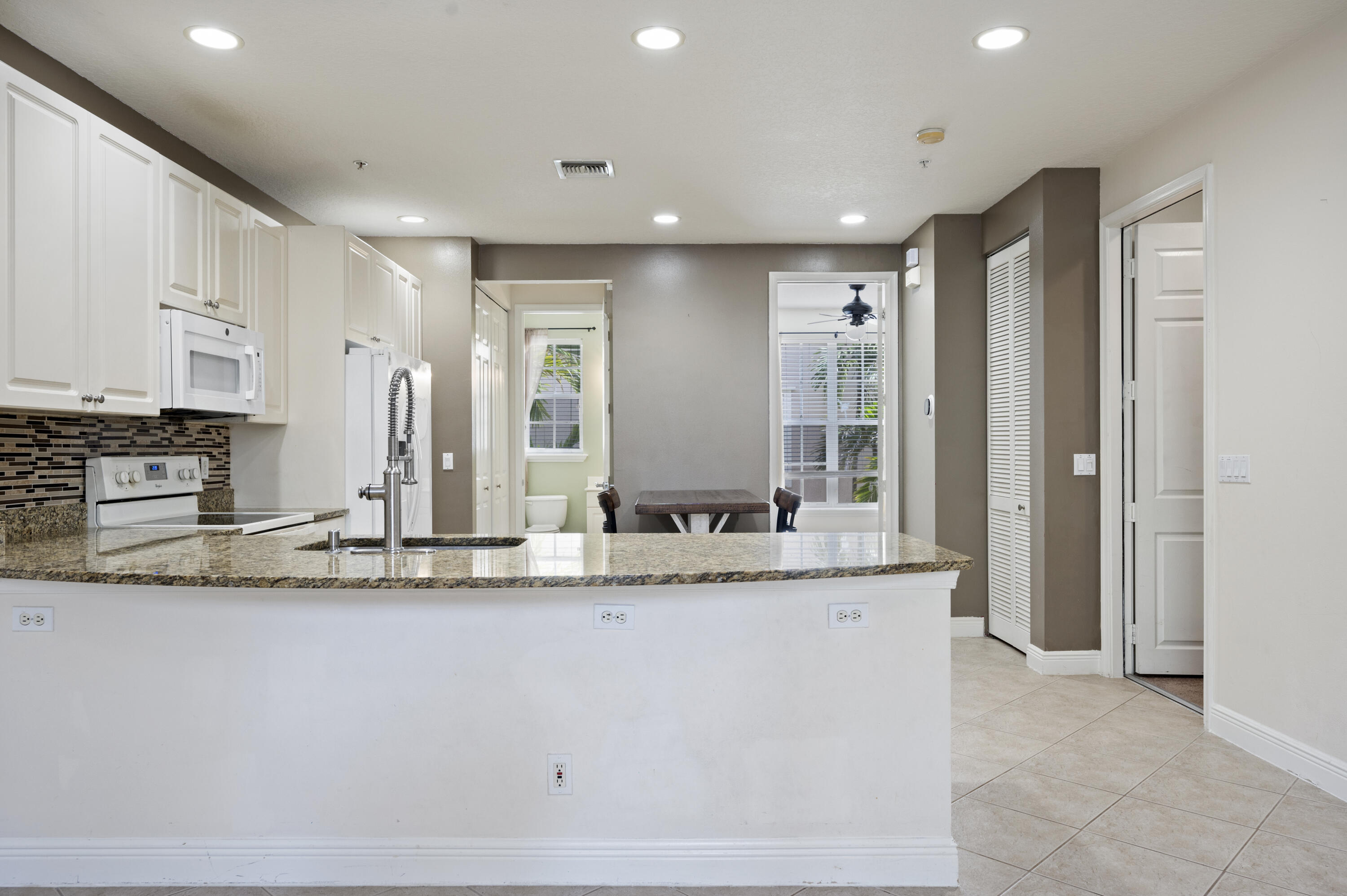 115 Apalachee Lane