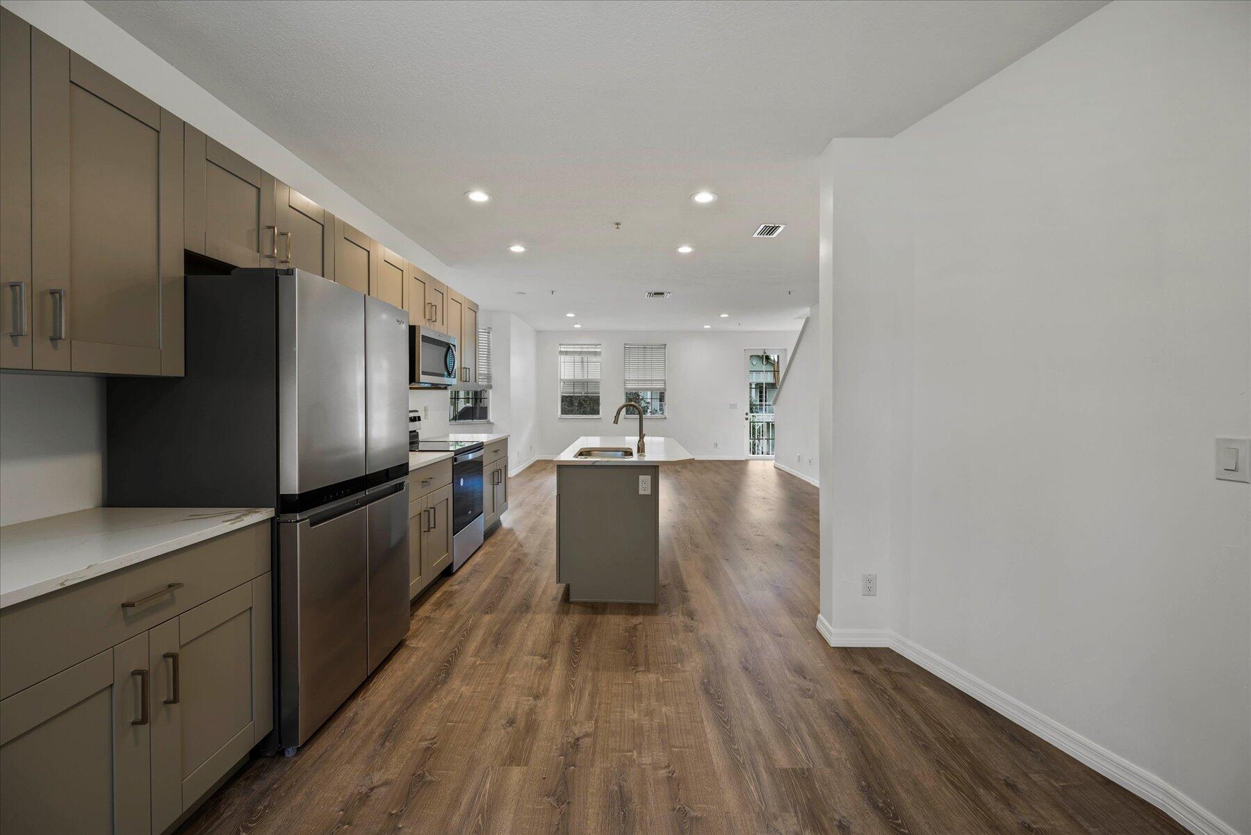 1522 Limetree Bay Avenue