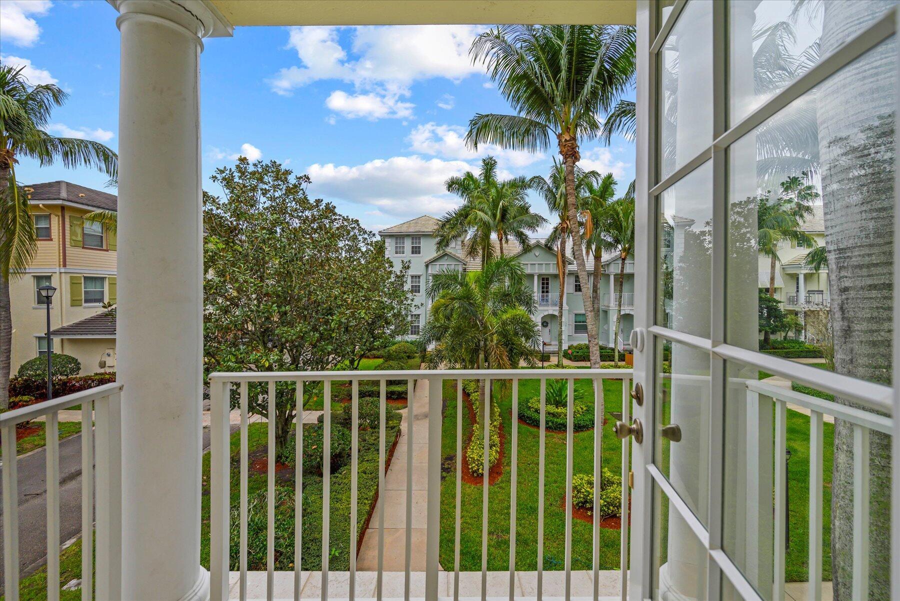 1522 Limetree Bay Avenue