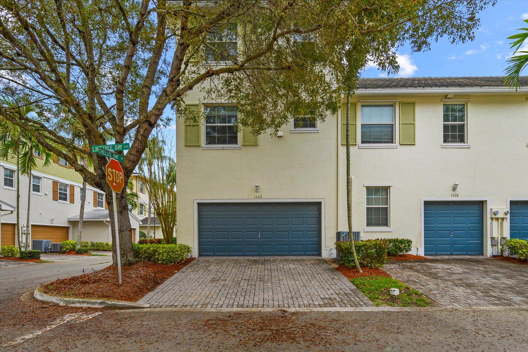 1522 Limetree Bay Avenue