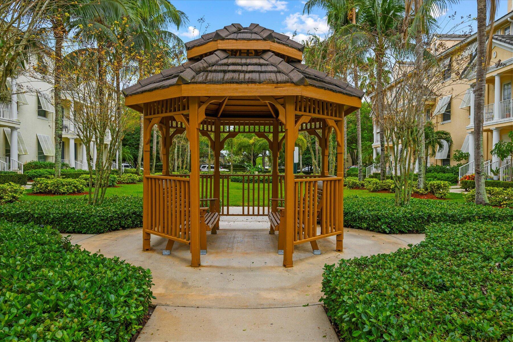 1522 Limetree Bay Avenue