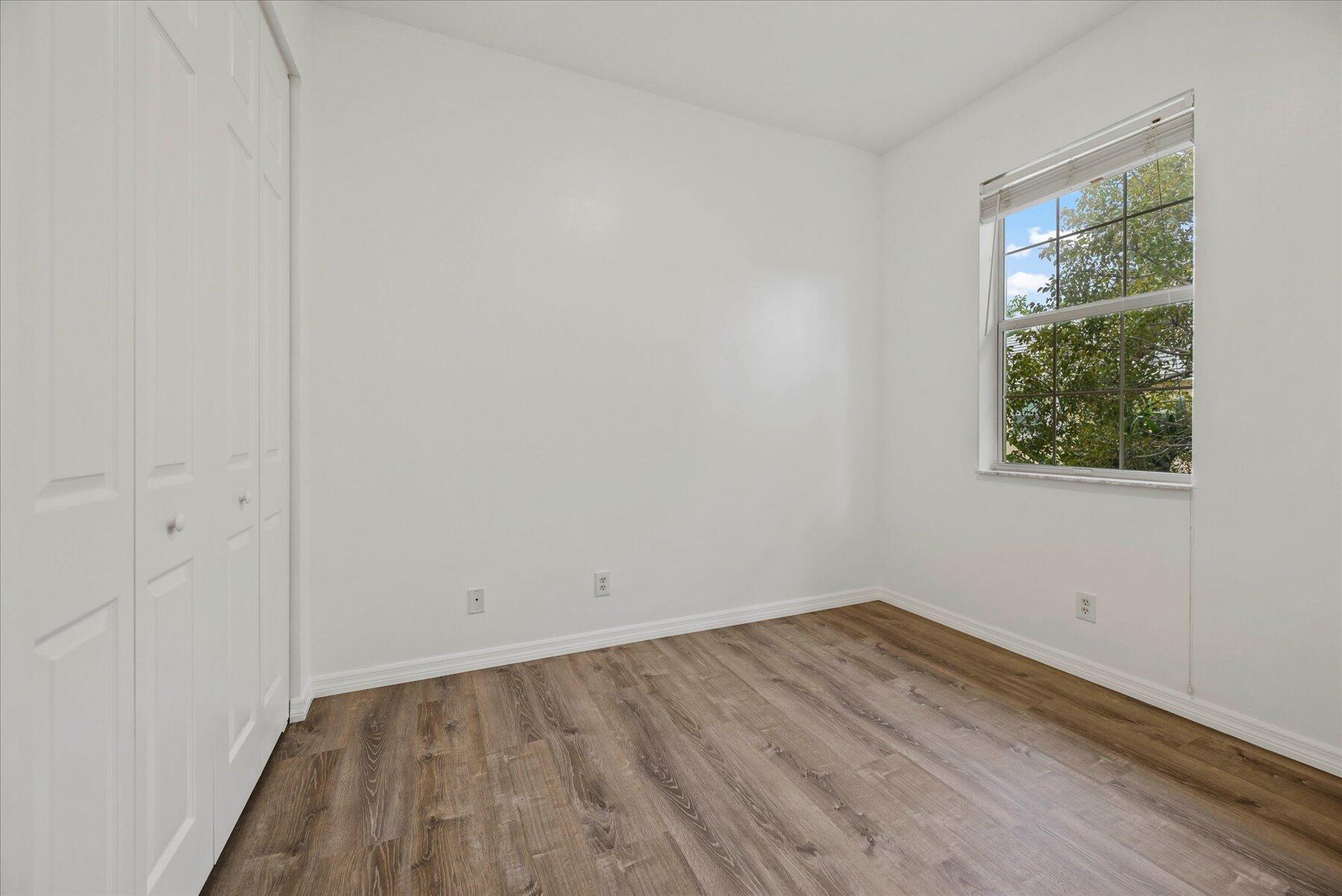 1522 Limetree Bay Avenue