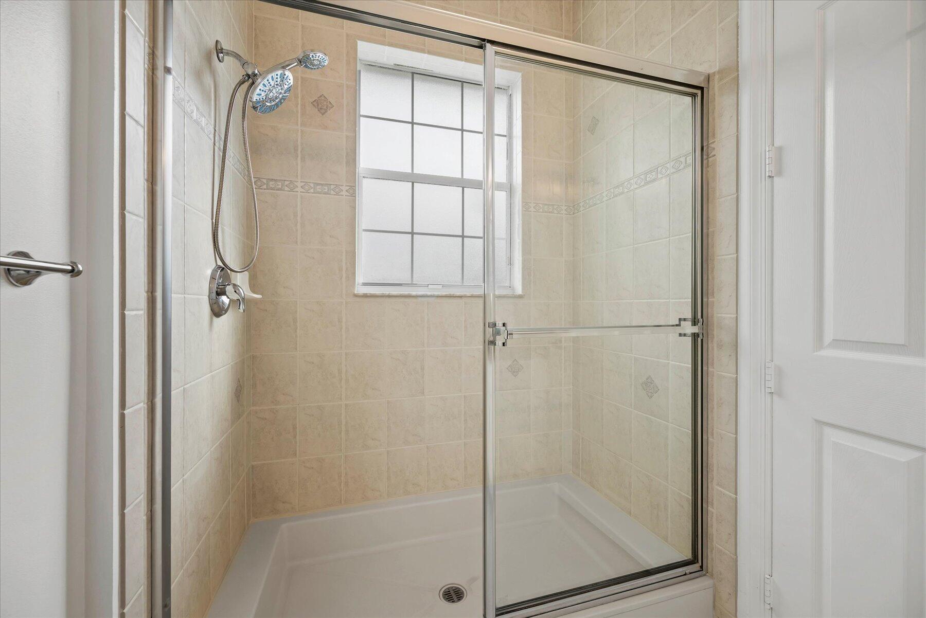 1522 Limetree Bay Avenue