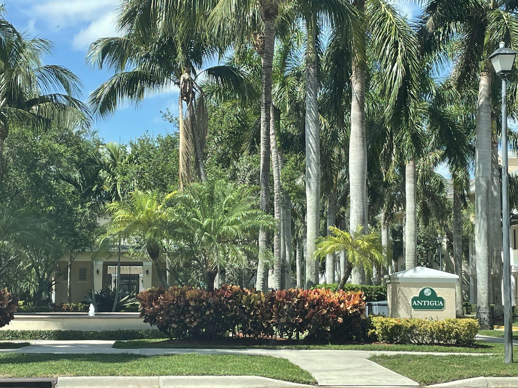 1522 Limetree Bay Avenue