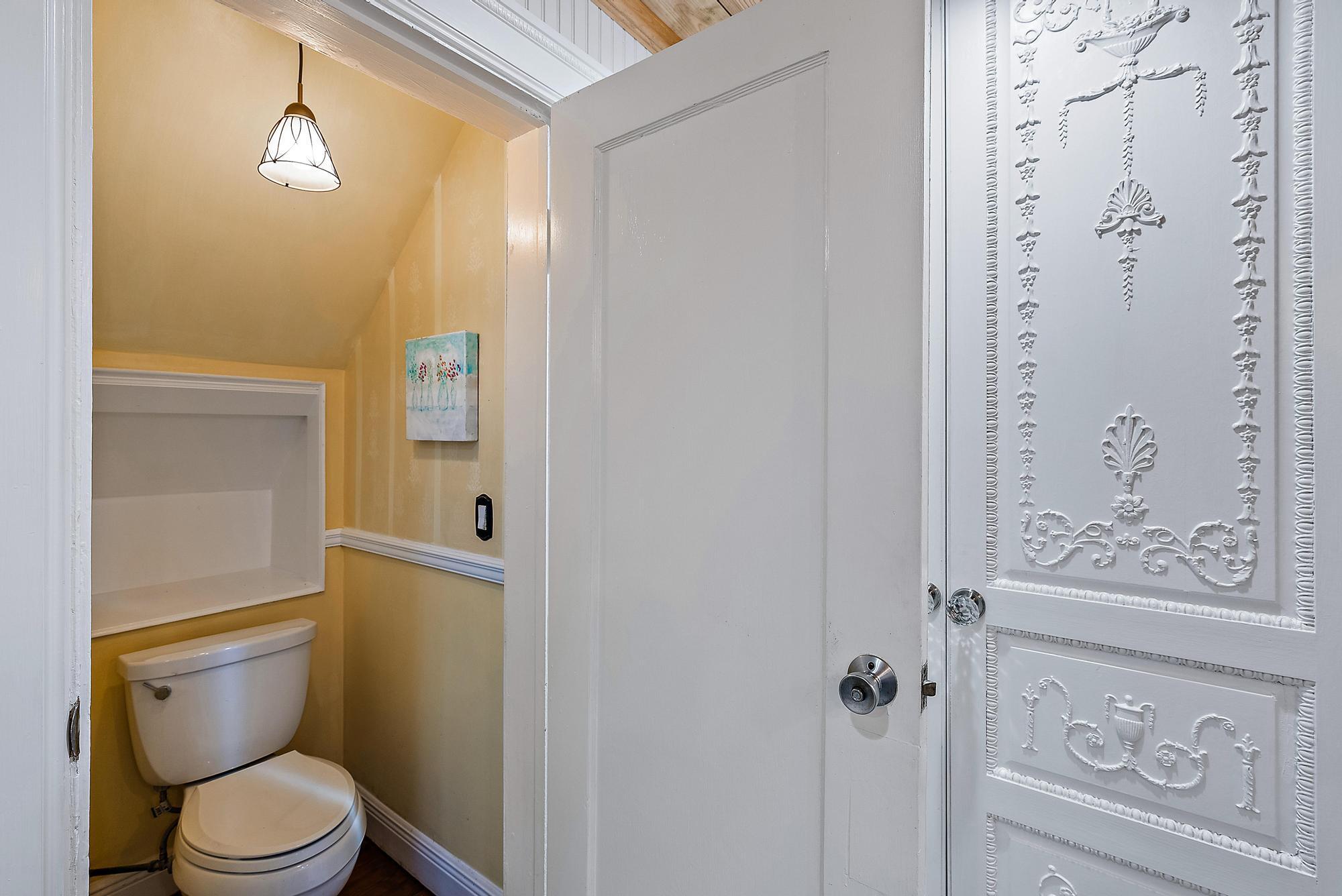 1220 Longwood Street