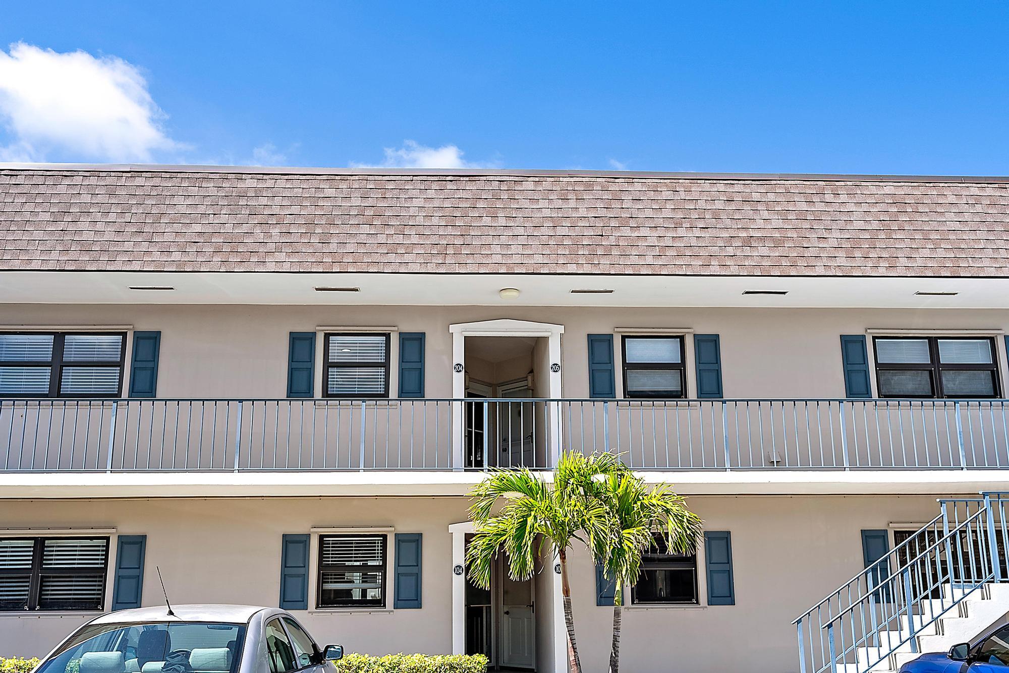 755 Saturn Street E204