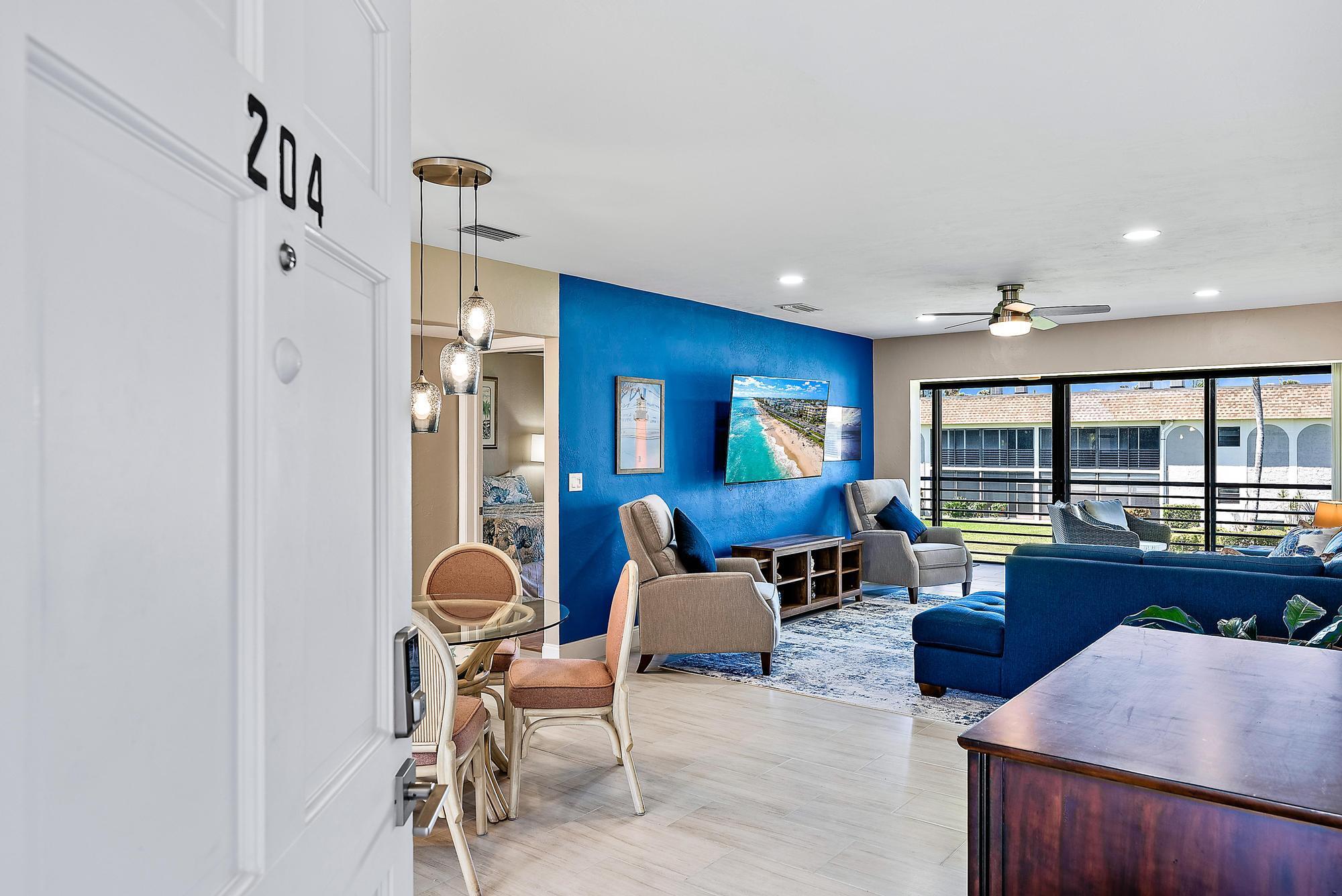 755 Saturn Street E204