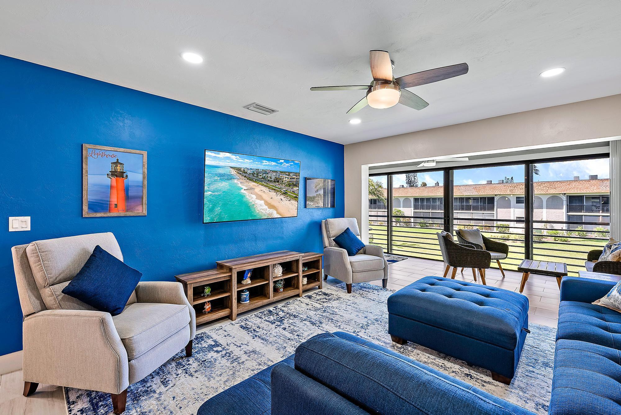 755 Saturn Street E204