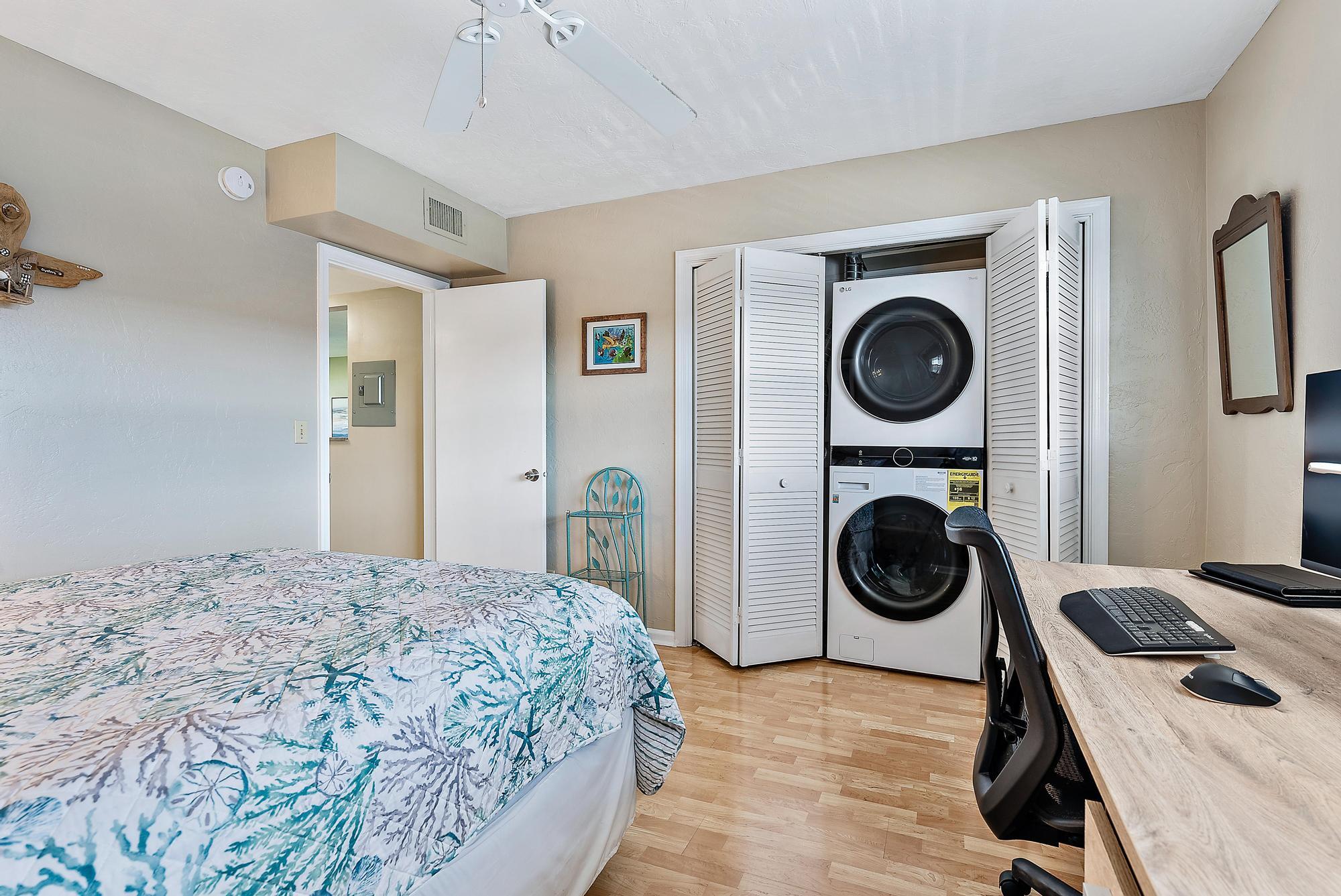 755 Saturn Street E204