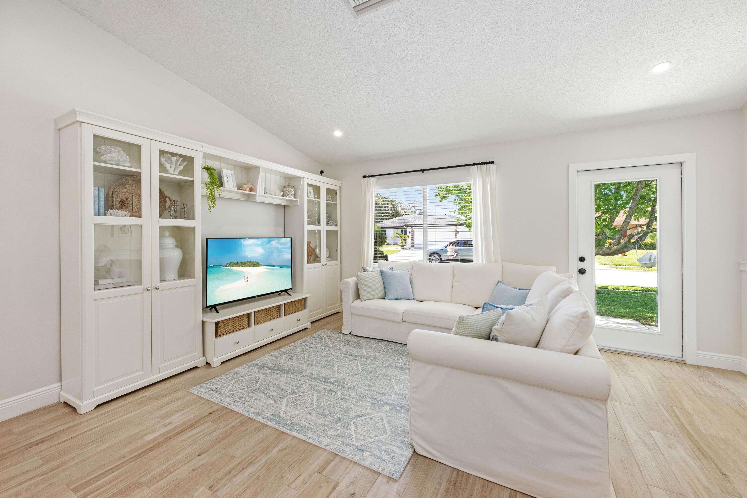 163 Arrowhead Circle