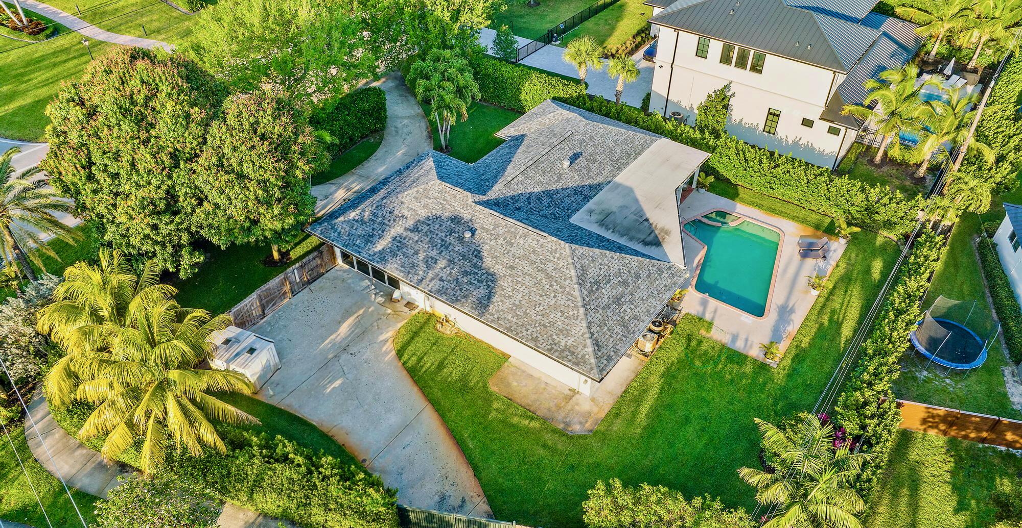 305 Country Club Drive