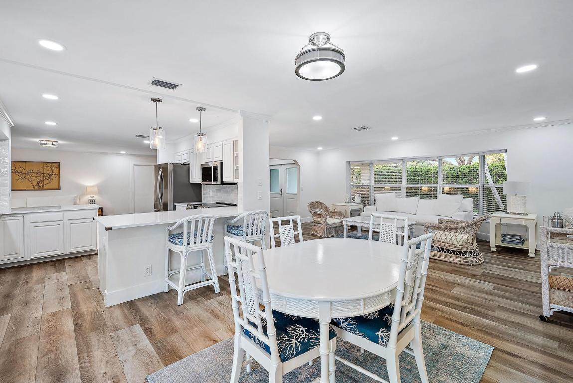 305 Country Club Drive