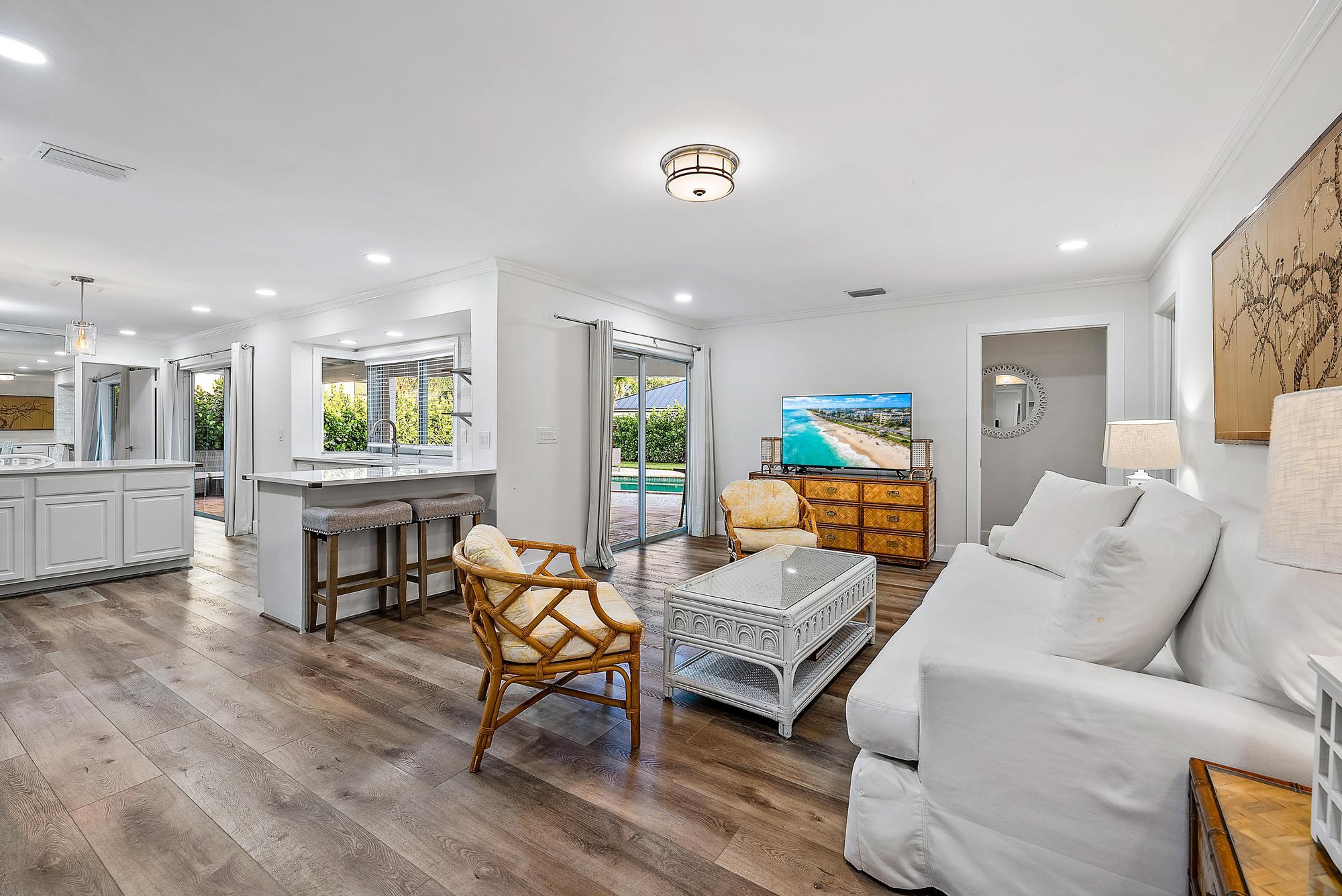 305 Country Club Drive