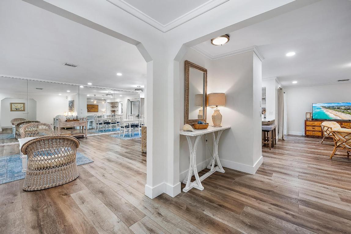 305 Country Club Drive