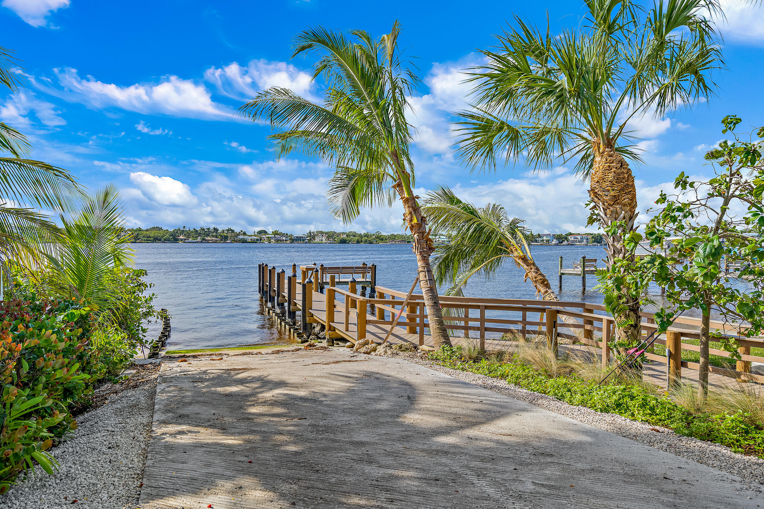 305 Country Club Drive