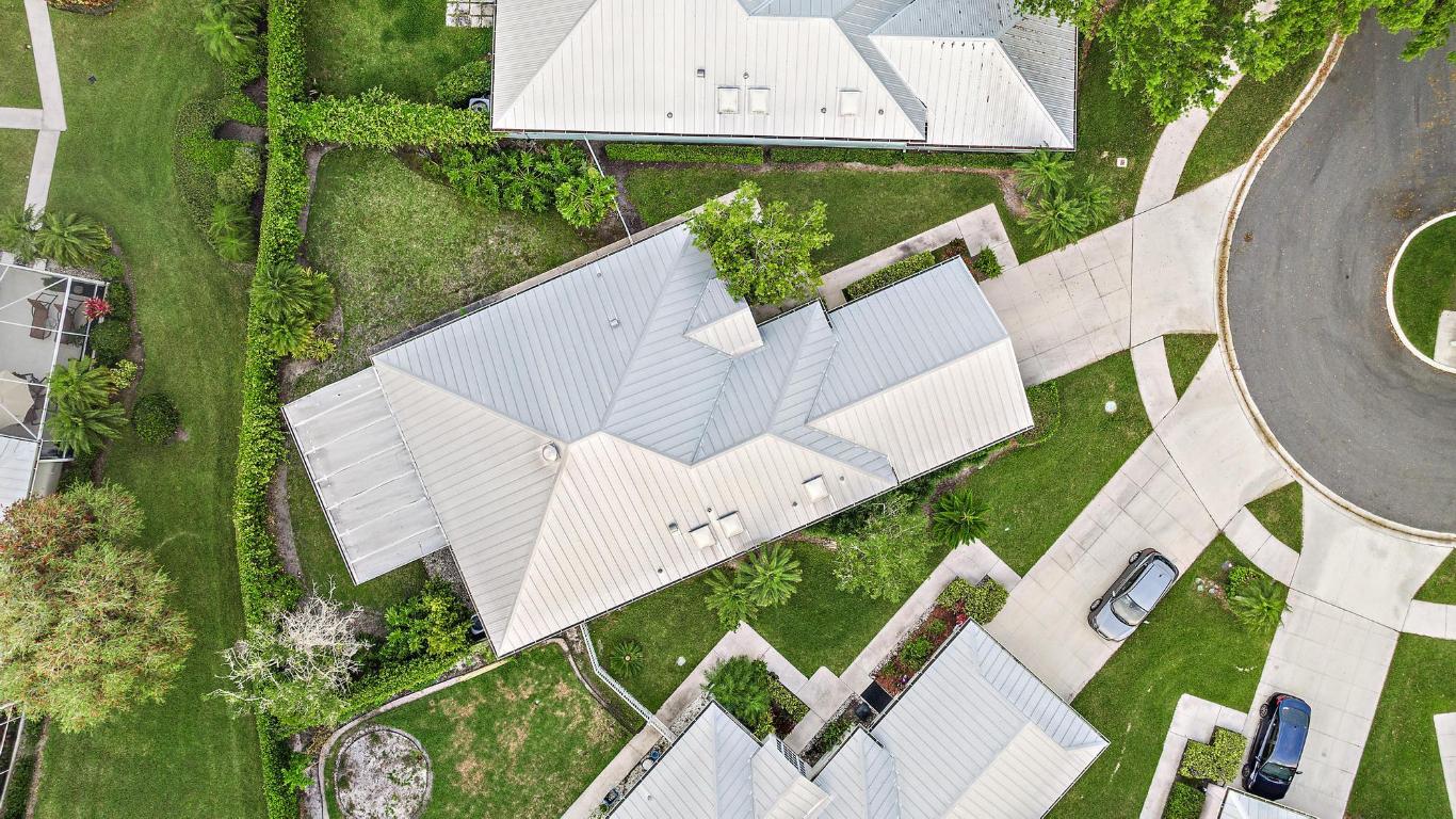 2821 SW Brighton Way