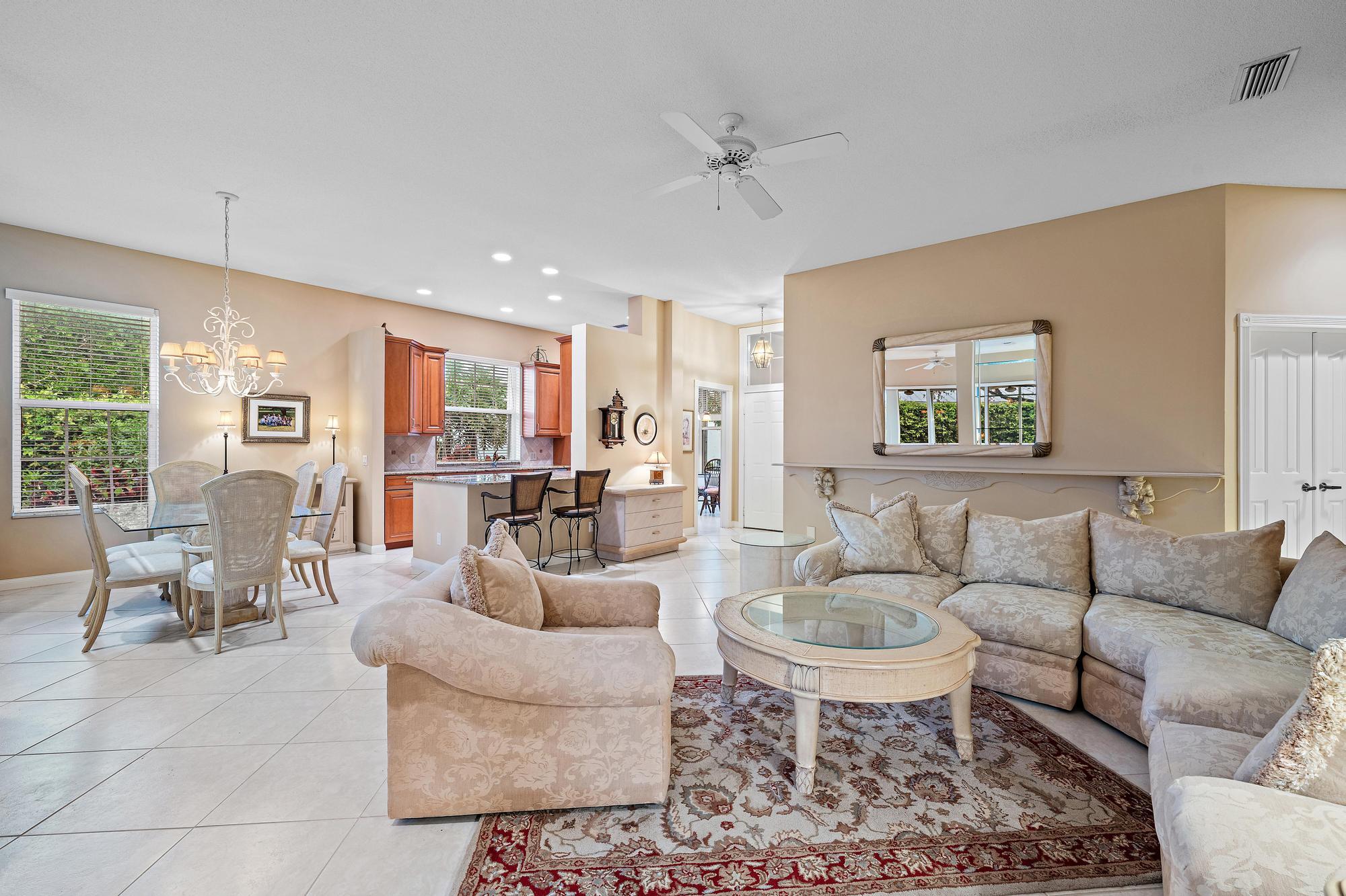 2821 SW Brighton Way