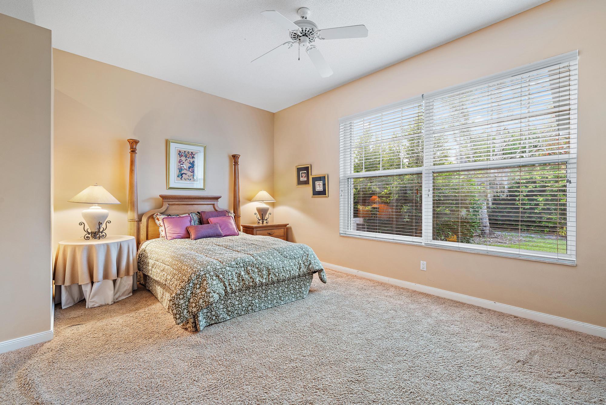 2821 SW Brighton Way