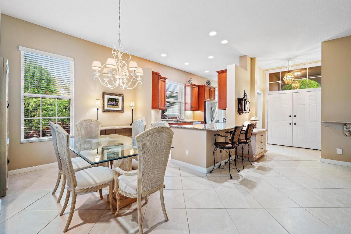 2821 SW Brighton Way