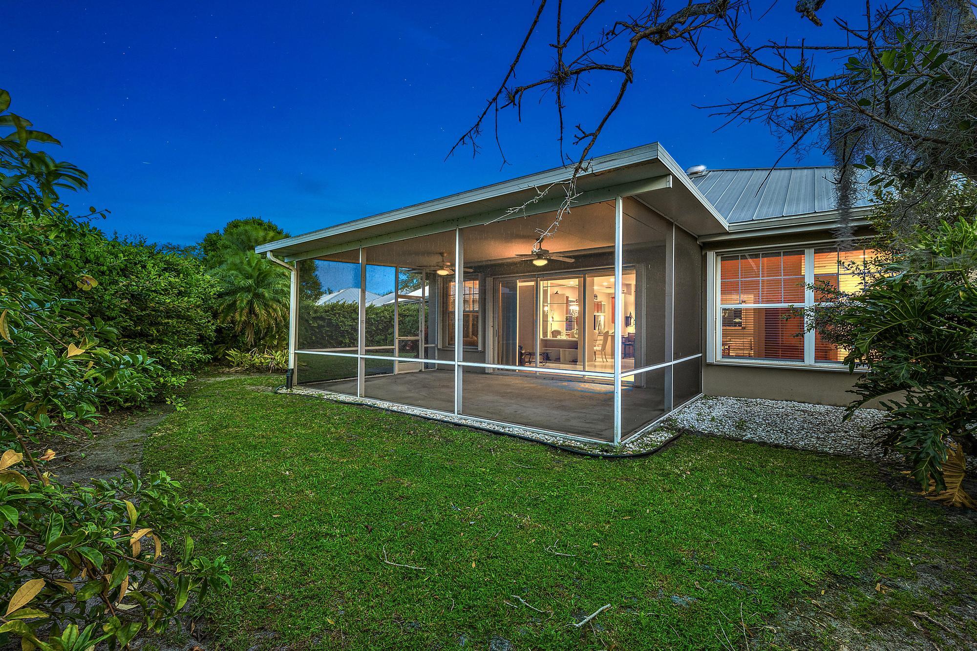 2821 SW Brighton Way