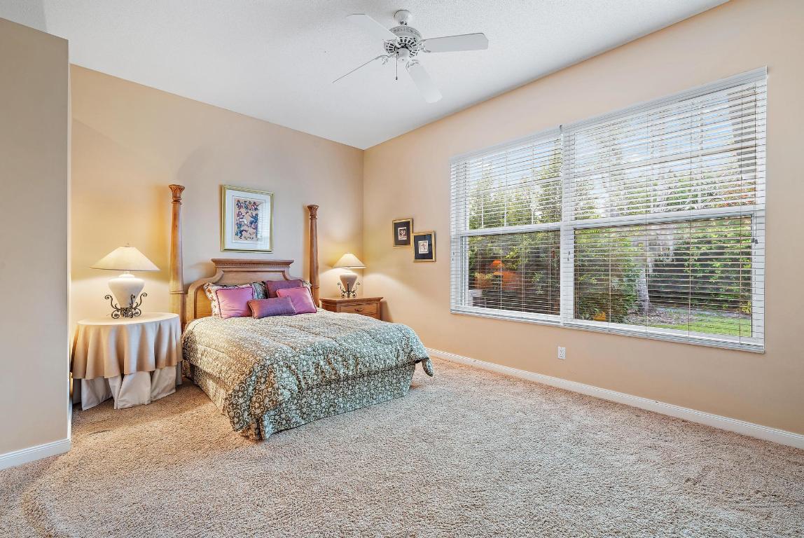 2821 SW Brighton Way